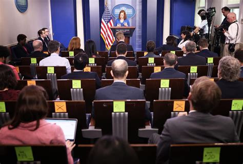 white house briefing room